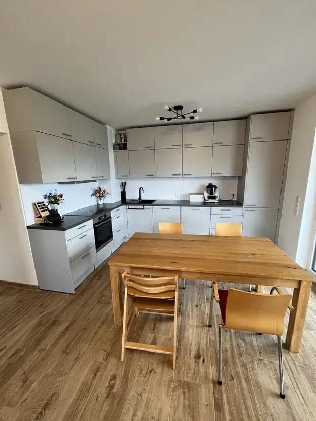 Predaj bytu 3-izbový 92 m², Münchener Str. 25b, Freilassing, Bavorsko Predaj bytu 3-izbový 92 m², Münchener Str. 25b, Freilassing, Bavorsko
