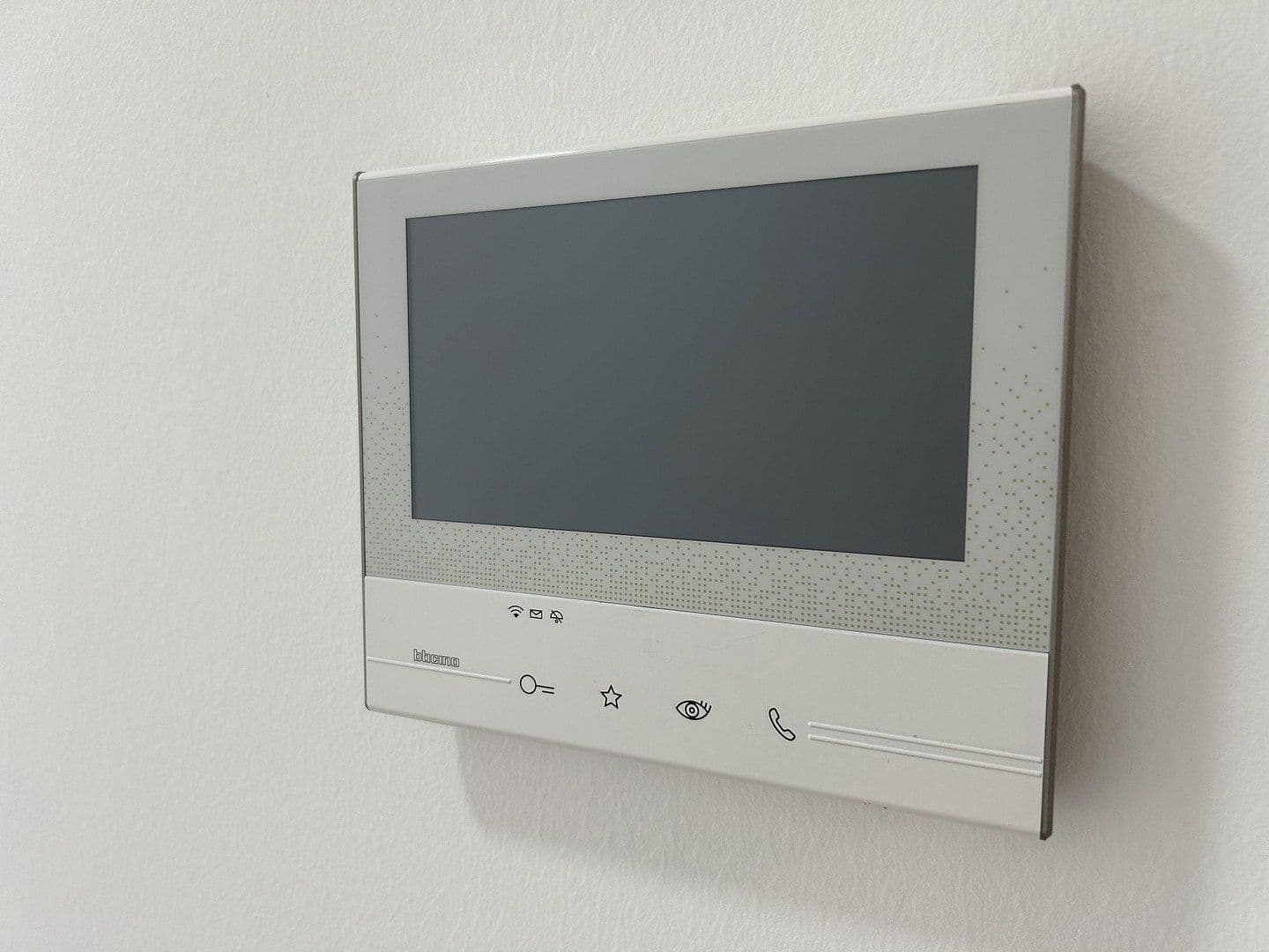 Prenájom bytu 3-izbový 108 m², Scheckertstrasse 2, Zell am Main, Bavorsko Prenájom bytu 3-izbový 108 m², Scheckertstrasse 2, Zell am Main, Bavorsko