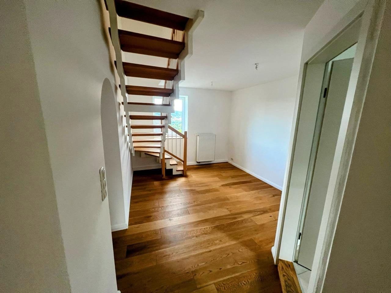 Predaj domu 238 m², pozemek 323 m², Im Lerchenfeld 10, Herdecke, Severné Porýnie - Westfálsko Predaj domu 238 m², pozemek 323 m², Im Lerchenfeld 10, Herdecke, Severné Porýnie - Westfálsko