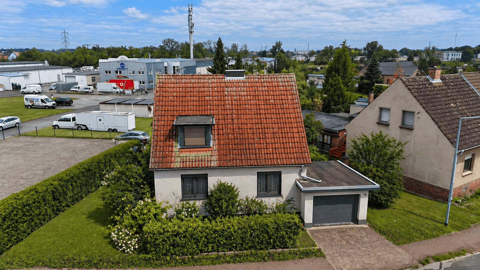 Predaj domu 121 m², pozemek 270 m², Kreuzbergstraße 39, Dessau-Rosslau, Sasko-Anhaltsko Predaj domu 121 m², pozemek 270 m², Kreuzbergstraße 39, Dessau-Rosslau, Sasko-Anhaltsko