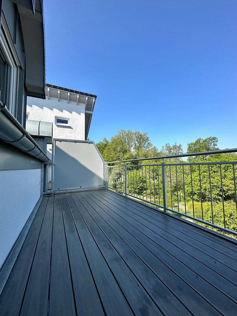 Prenájom bytu 3-izbový 71 m², Gemünden, Porýnie-Falcko Prenájom bytu 3-izbový 71 m², Gemünden, Porýnie-Falcko