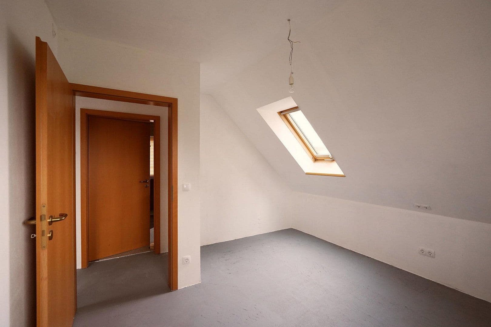 Predaj domu 104 m², pozemek 418 m², Berlin, Berlín Predaj domu 104 m², pozemek 418 m², Berlin, Berlín