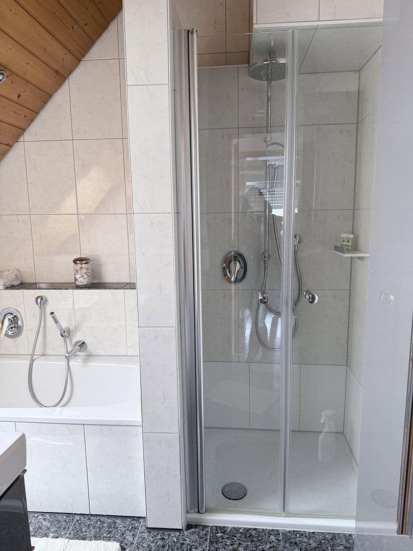 Predaj bytu 3-izbový 110 m², Germersheimer Str. 12, Ludwigshafen, Porýnie-Falcko Predaj bytu 3-izbový 110 m², Germersheimer Str. 12, Ludwigshafen, Porýnie-Falcko