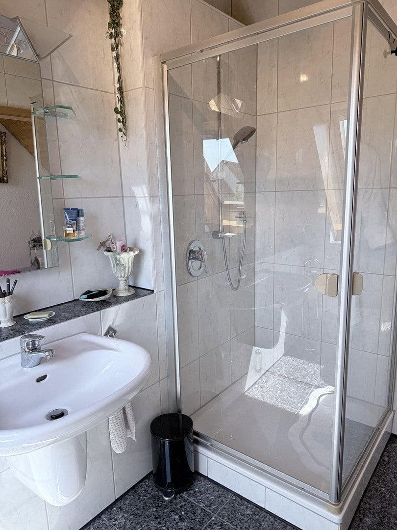 Predaj bytu 3-izbový 110 m², Germersheimer Str. 12, Ludwigshafen, Porýnie-Falcko Predaj bytu 3-izbový 110 m², Germersheimer Str. 12, Ludwigshafen, Porýnie-Falcko