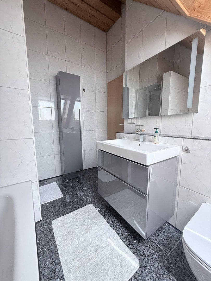 Predaj bytu 3-izbový 110 m², Germersheimer Str. 12, Ludwigshafen, Porýnie-Falcko Predaj bytu 3-izbový 110 m², Germersheimer Str. 12, Ludwigshafen, Porýnie-Falcko