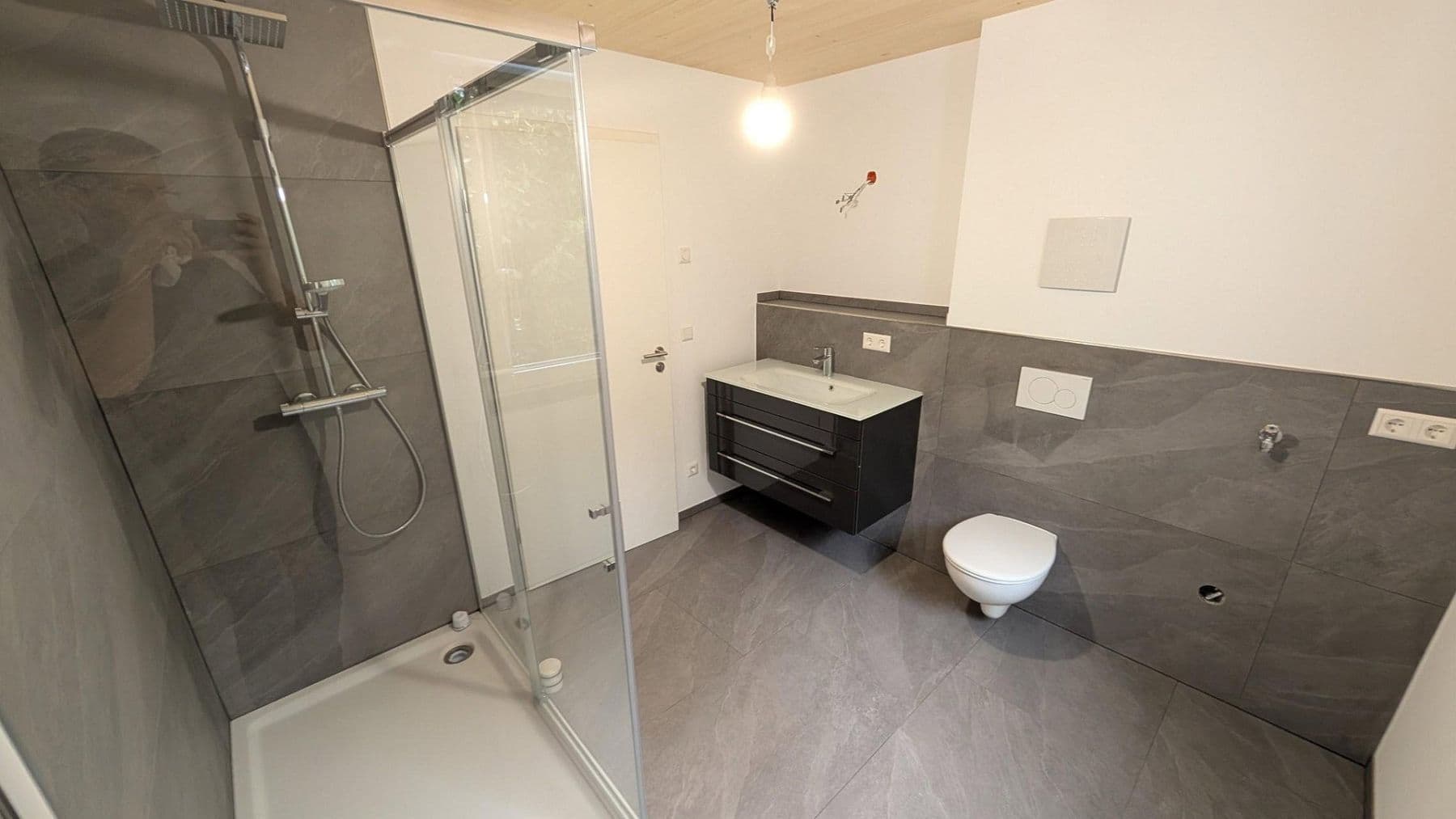 Prenájom bytu 3-izbový 107 m², Meßkircher Straße 159A, Stockach, Bádensko-Wurttembersko Prenájom bytu 3-izbový 107 m², Meßkircher Straße 159A, Stockach, Bádensko-Wurttembersko