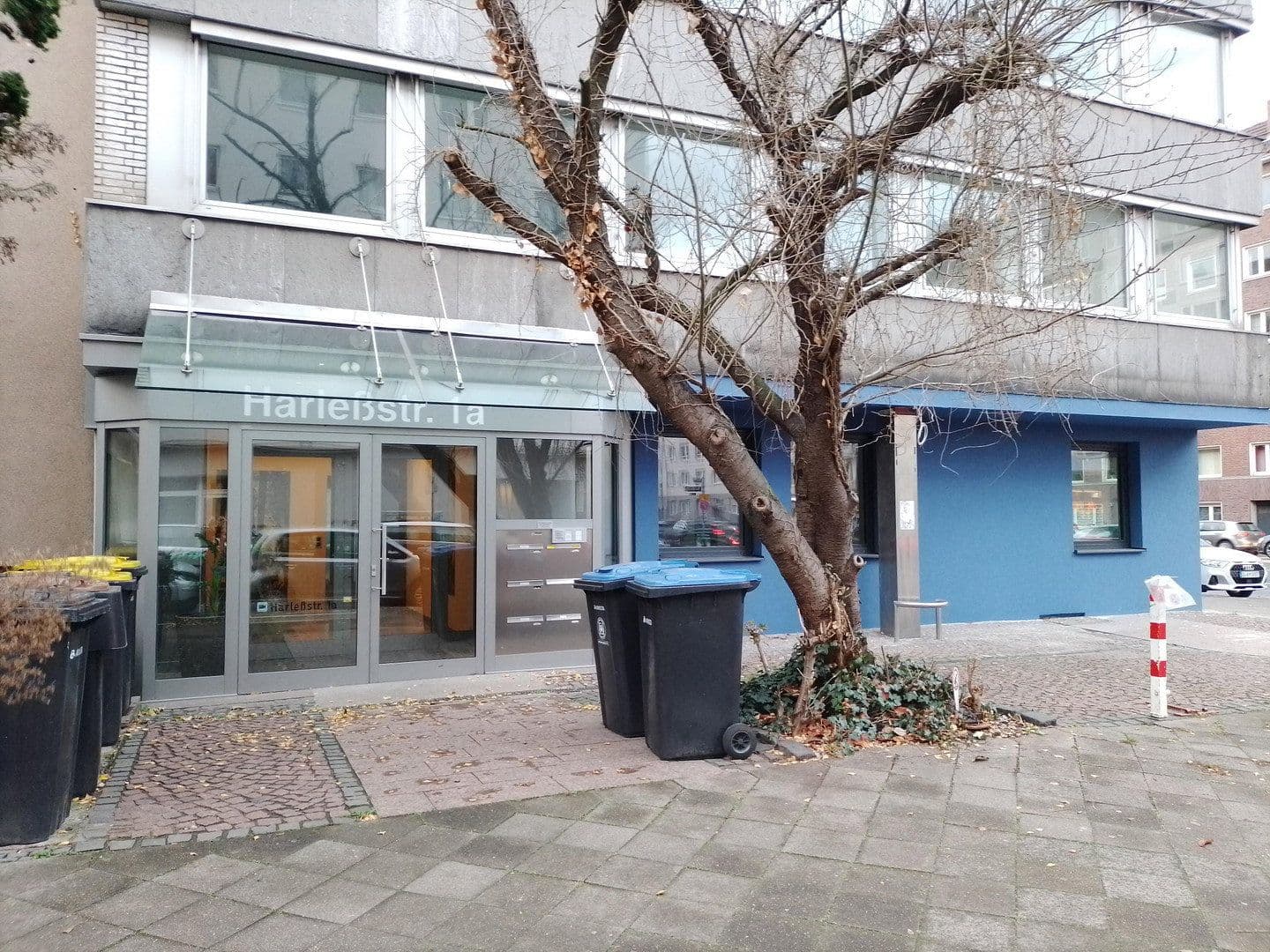 Prenájom bytu 4-izbový 185 m², Harleßstr. 1a, Düsseldorf, Severné Porýnie - Westfálsko Prenájom bytu 4-izbový 185 m², Harleßstr. 1a, Düsseldorf, Severné Porýnie - Westfálsko