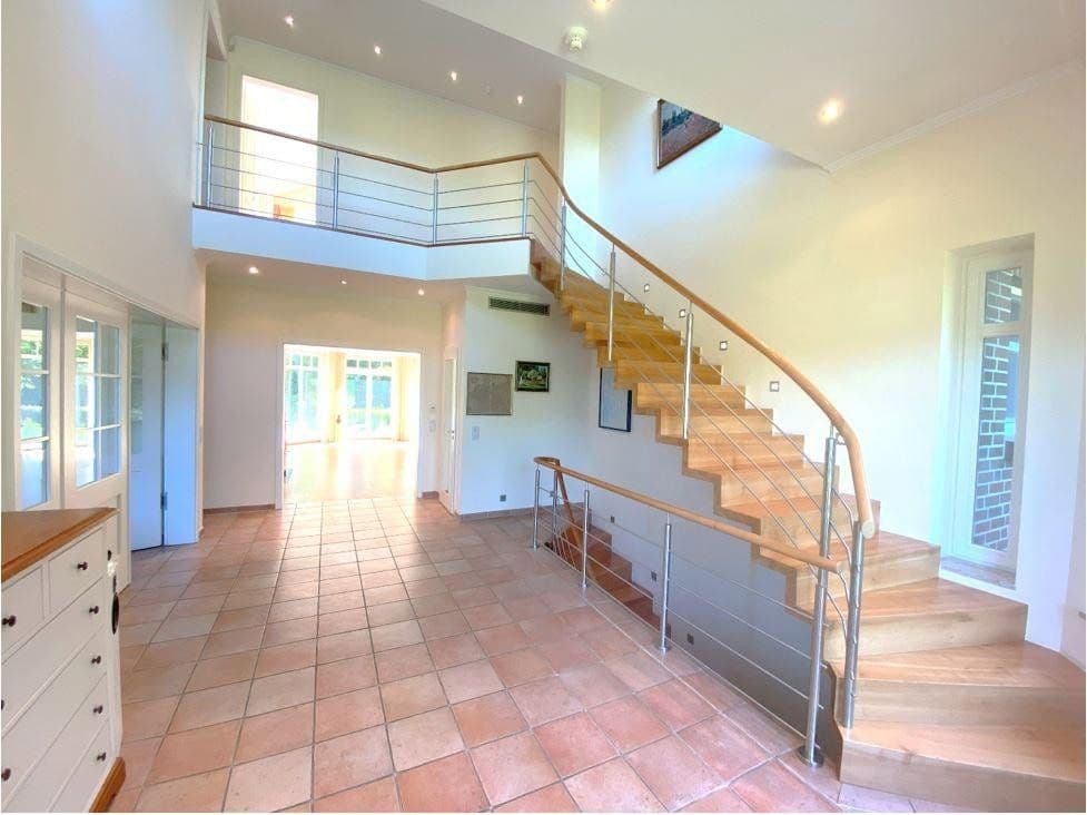 Predaj domu 352 m², pozemek 3.922 m², Quickborn, Šlezvicko-Holštajnsko Predaj domu 352 m², pozemek 3.922 m², Quickborn, Šlezvicko-Holštajnsko