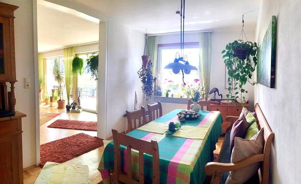 Predaj domu 99 m², pozemek 1.312 m², Forststraße 12a, Pirmasens, Porýnie-Falcko Predaj domu 99 m², pozemek 1.312 m², Forststraße 12a, Pirmasens, Porýnie-Falcko