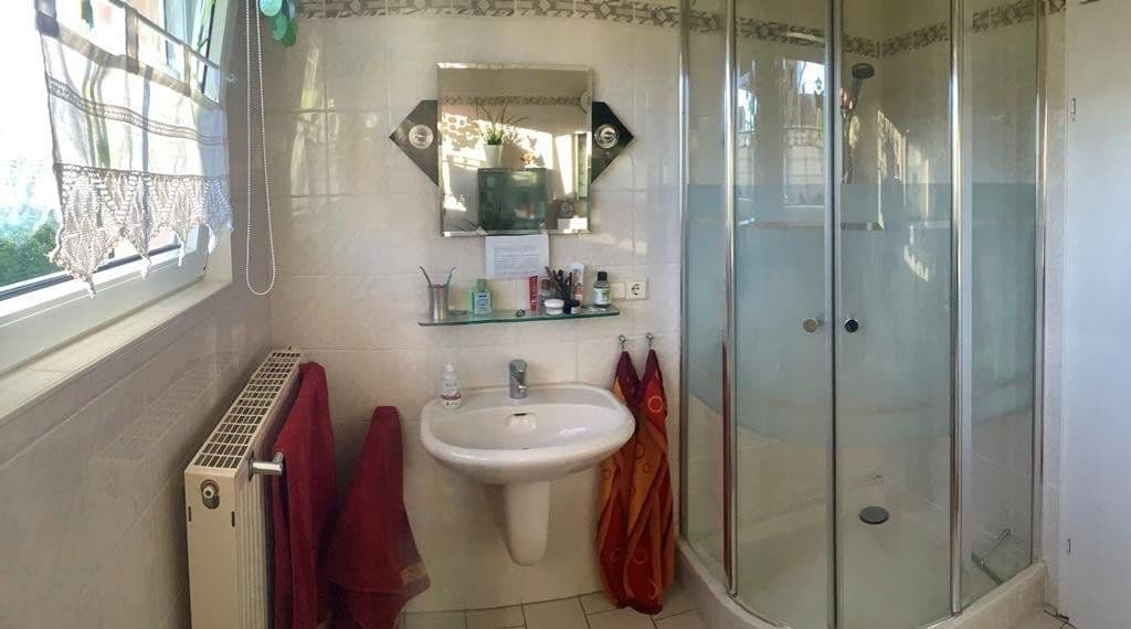 Predaj domu 99 m², pozemek 1.312 m², Forststraße 12a, Pirmasens, Porýnie-Falcko Predaj domu 99 m², pozemek 1.312 m², Forststraße 12a, Pirmasens, Porýnie-Falcko