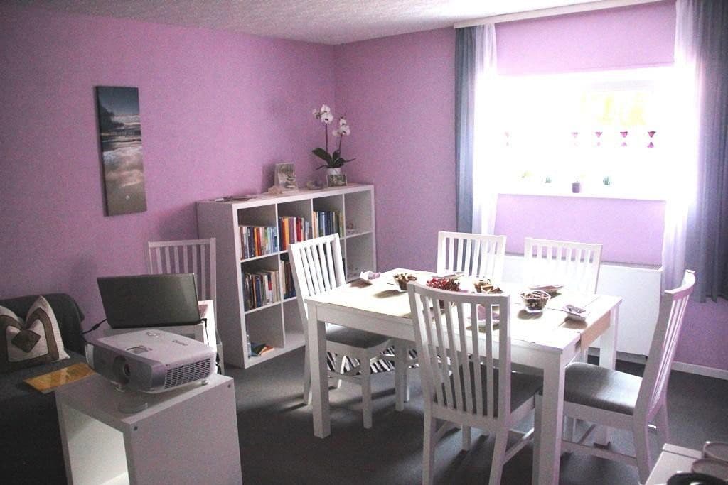 Predaj domu 99 m², pozemek 1.312 m², Forststraße 12a, Pirmasens, Porýnie-Falcko Predaj domu 99 m², pozemek 1.312 m², Forststraße 12a, Pirmasens, Porýnie-Falcko