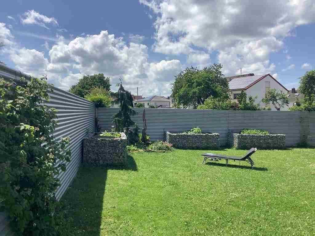 Predaj domu 99 m², pozemek 1.312 m², Forststraße 12a, Pirmasens, Porýnie-Falcko Predaj domu 99 m², pozemek 1.312 m², Forststraße 12a, Pirmasens, Porýnie-Falcko