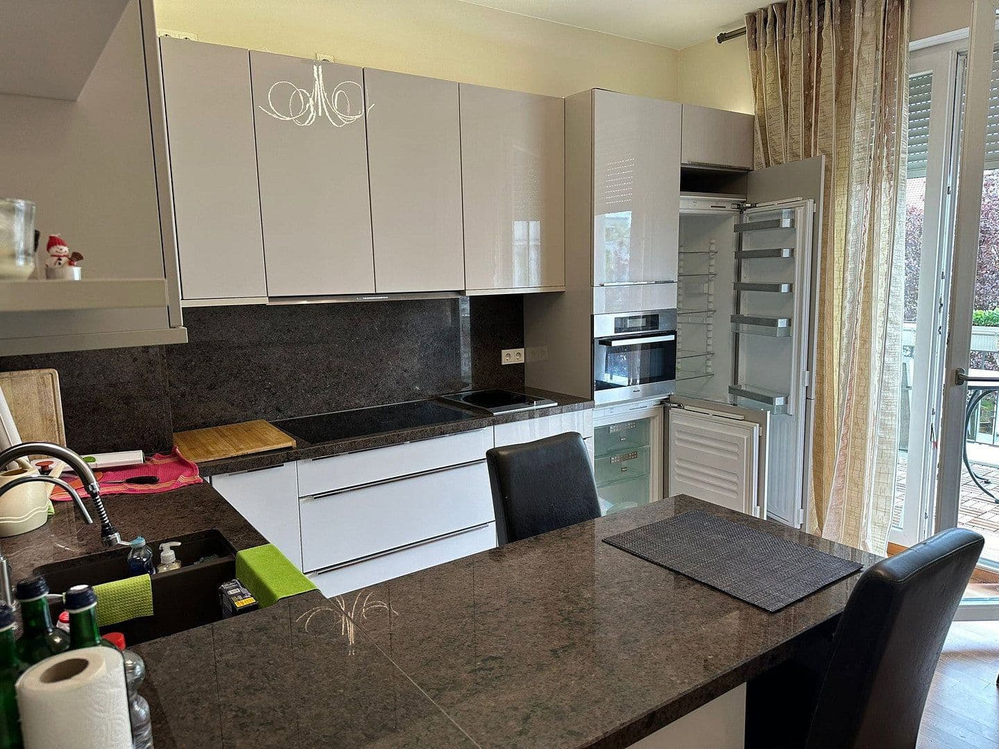 Prenájom bytu 4-izbový 135 m², Berlin, Berlín Prenájom bytu 4-izbový 135 m², Berlin, Berlín