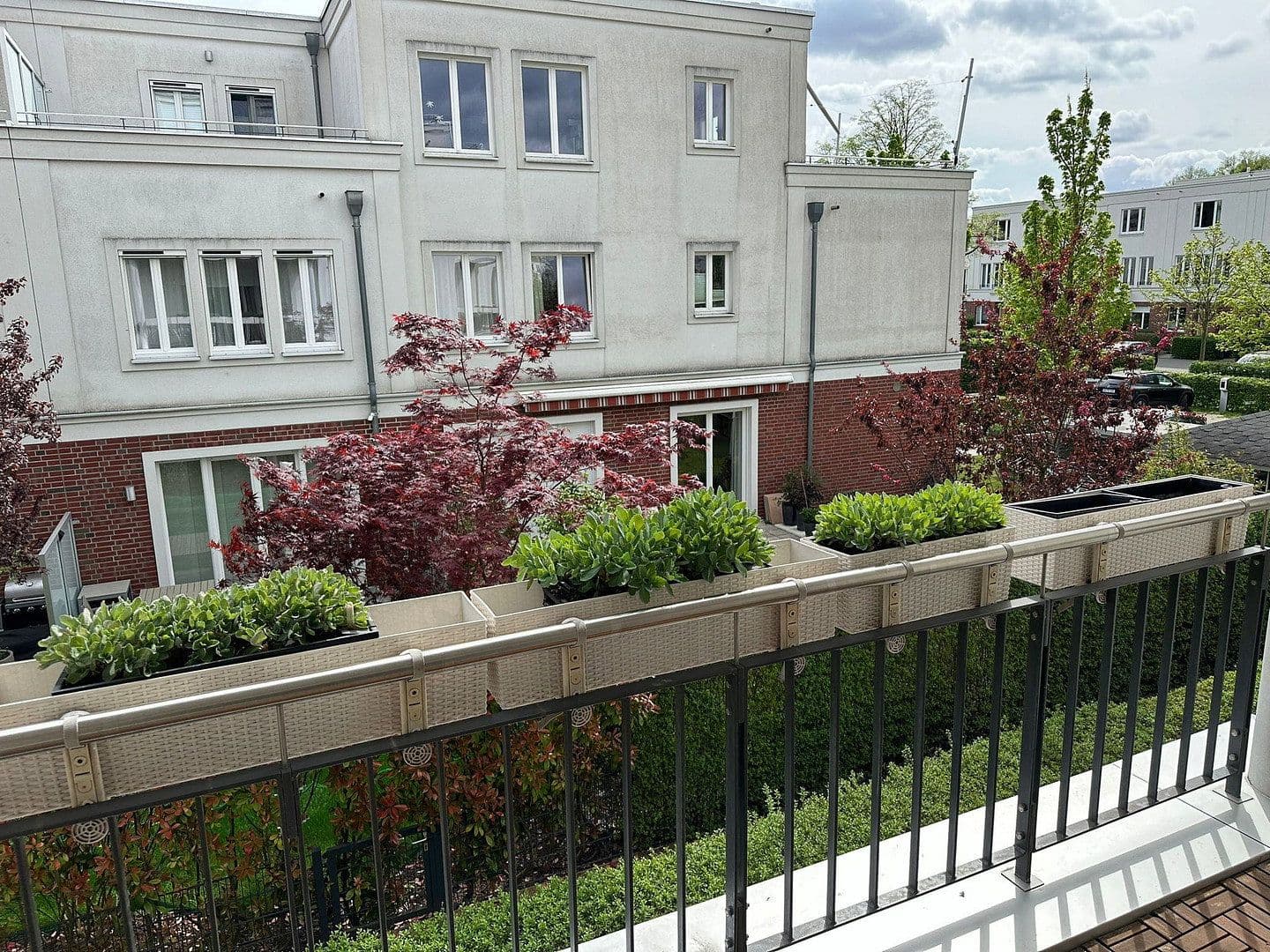 Prenájom bytu 4-izbový 135 m², Berlin, Berlín Prenájom bytu 4-izbový 135 m², Berlin, Berlín