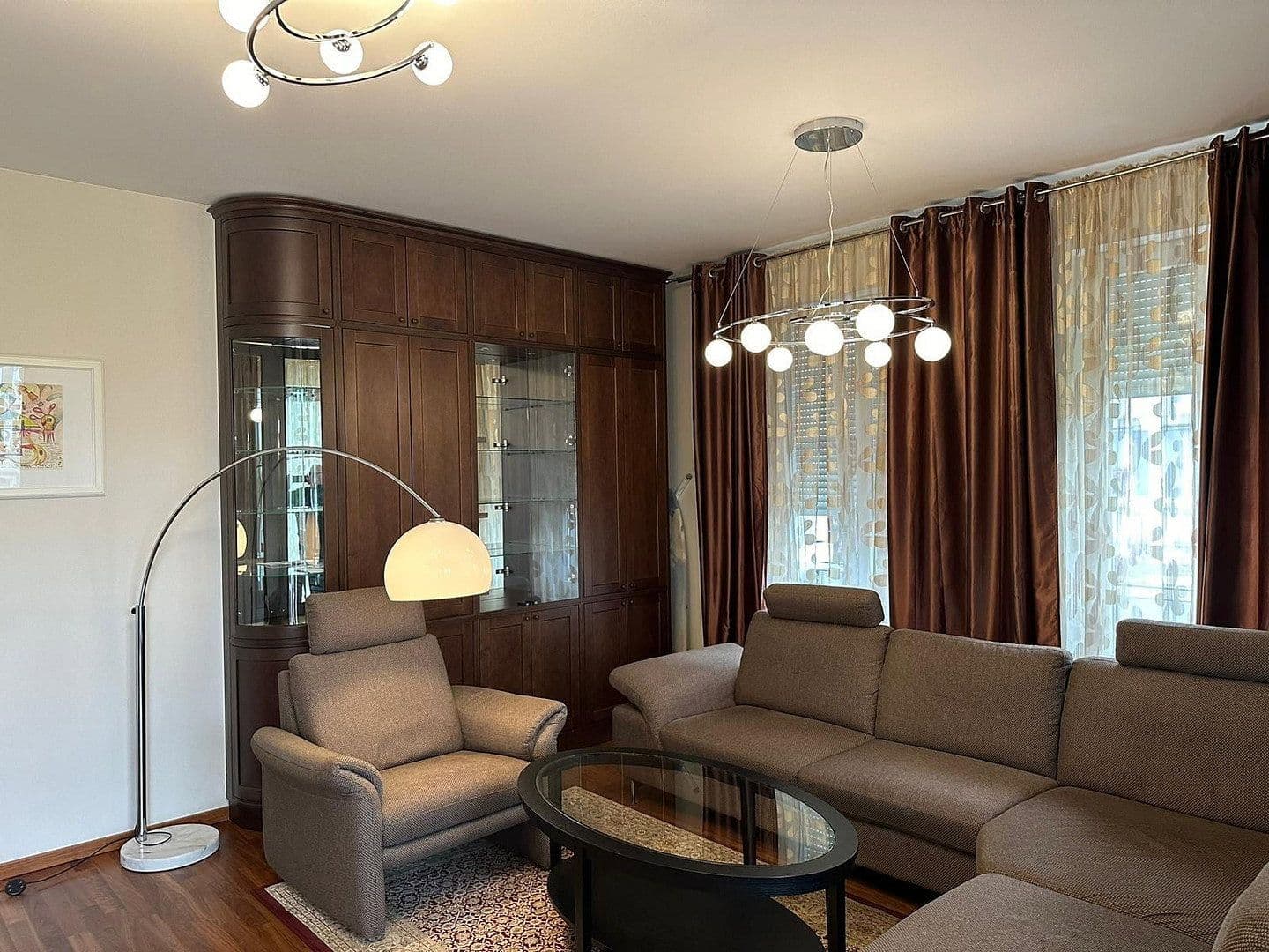 Prenájom bytu 4-izbový 135 m², Berlin, Berlín Prenájom bytu 4-izbový 135 m², Berlin, Berlín