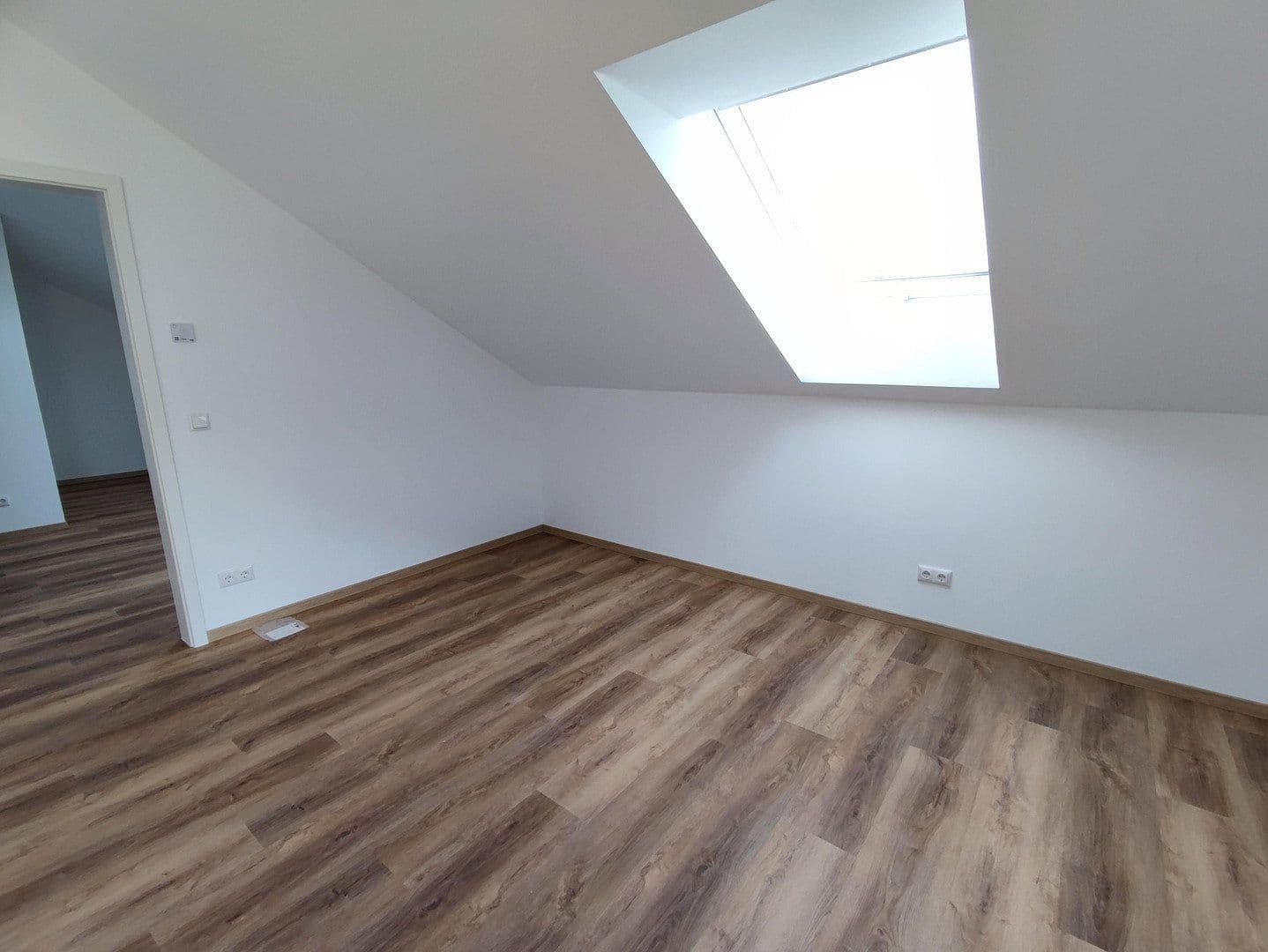 Prenájom bytu 2-izbový 74 m², Boschstraße 3, Heldenstein, Bavorsko Prenájom bytu 2-izbový 74 m², Boschstraße 3, Heldenstein, Bavorsko