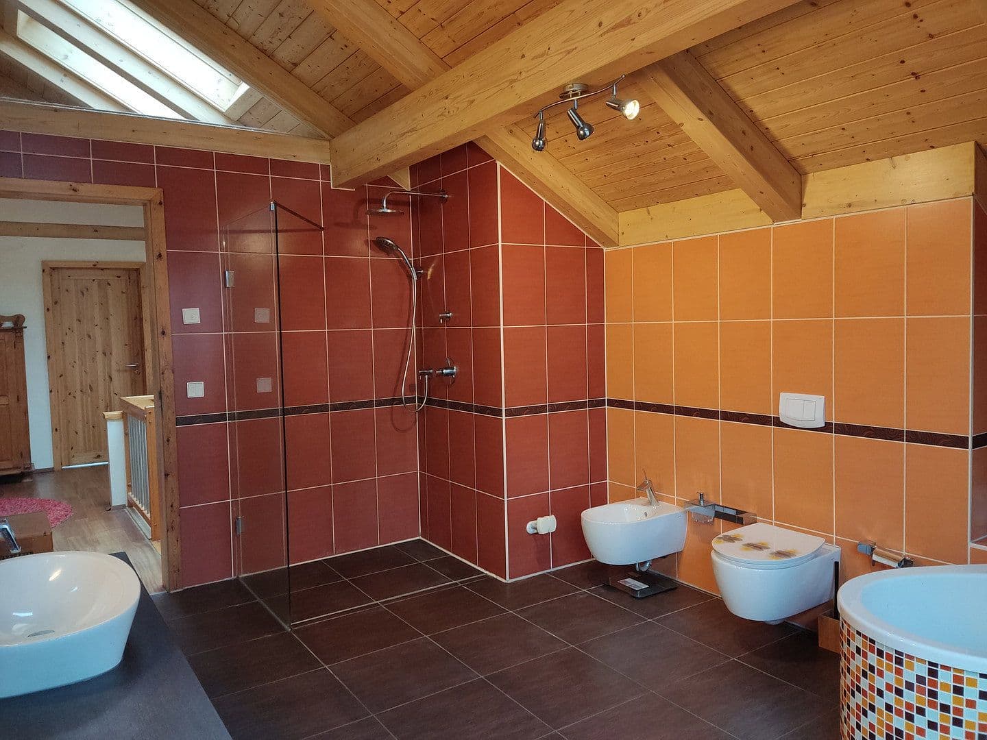Predaj domu 223 m², pozemek 922 m², Falkensee, Brandenbursko Predaj domu 223 m², pozemek 922 m², Falkensee, Brandenbursko