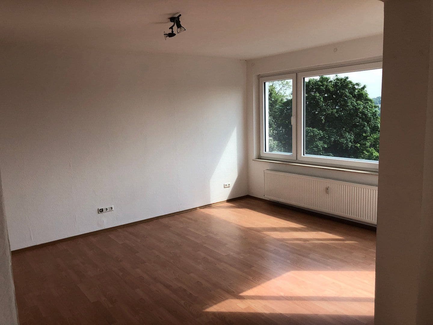 Prenájom bytu 2-izbový 66 m², Hameln, Dolné Sasko Prenájom bytu 2-izbový 66 m², Hameln, Dolné Sasko