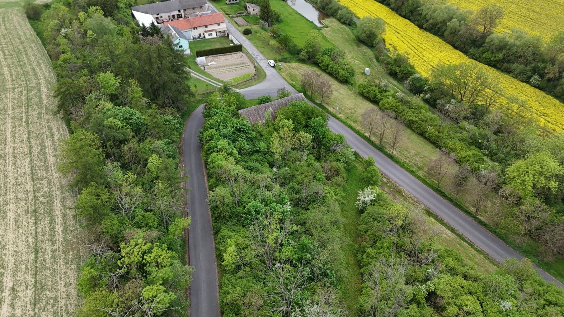Predaj pozemku 3.001 m², Mšené-lázně, Ústecký kraj Predaj pozemku 3.001 m², Mšené-lázně, Ústecký kraj