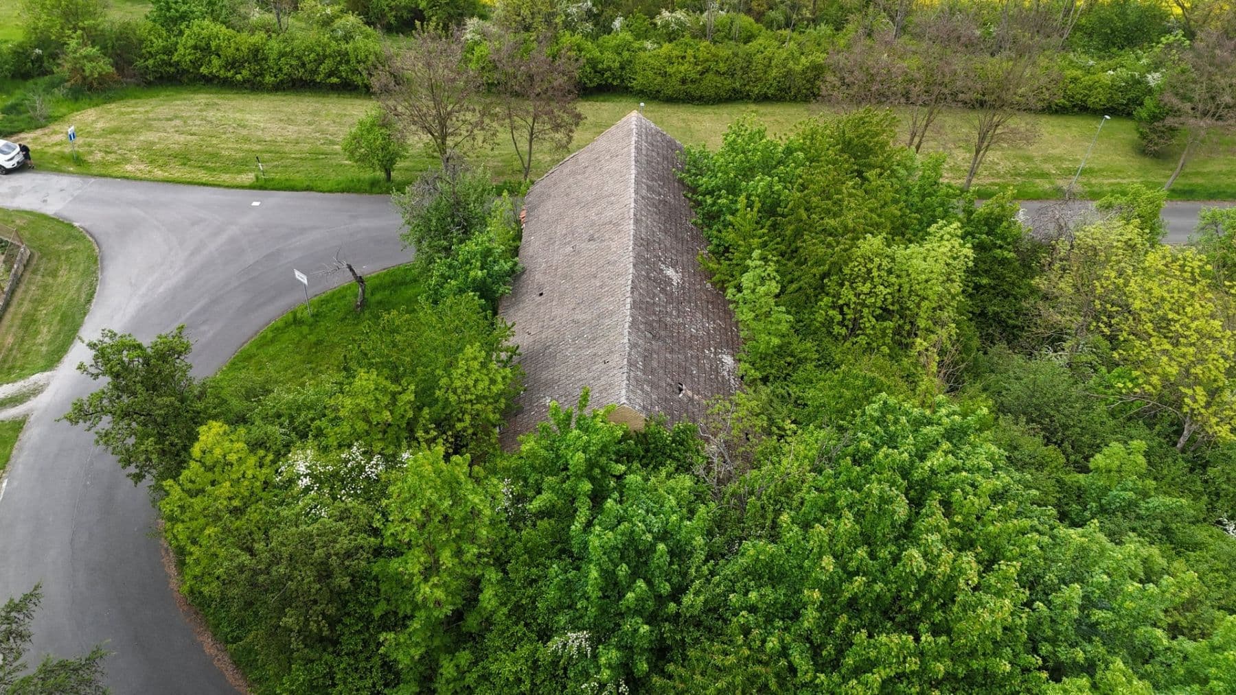 Predaj pozemku 3.001 m², Mšené-lázně, Ústecký kraj Predaj pozemku 3.001 m², Mšené-lázně, Ústecký kraj