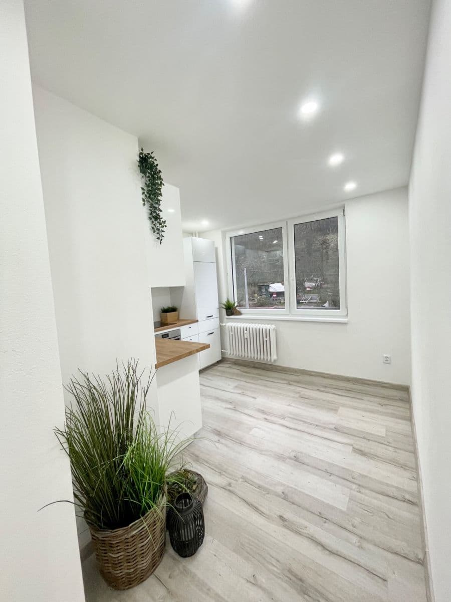 Predaj bytu 2-izbový 58 m², Svornosti, Vsetín, Zlínský kraj Predaj bytu 2-izbový 58 m², Svornosti, Vsetín, Zlínský kraj