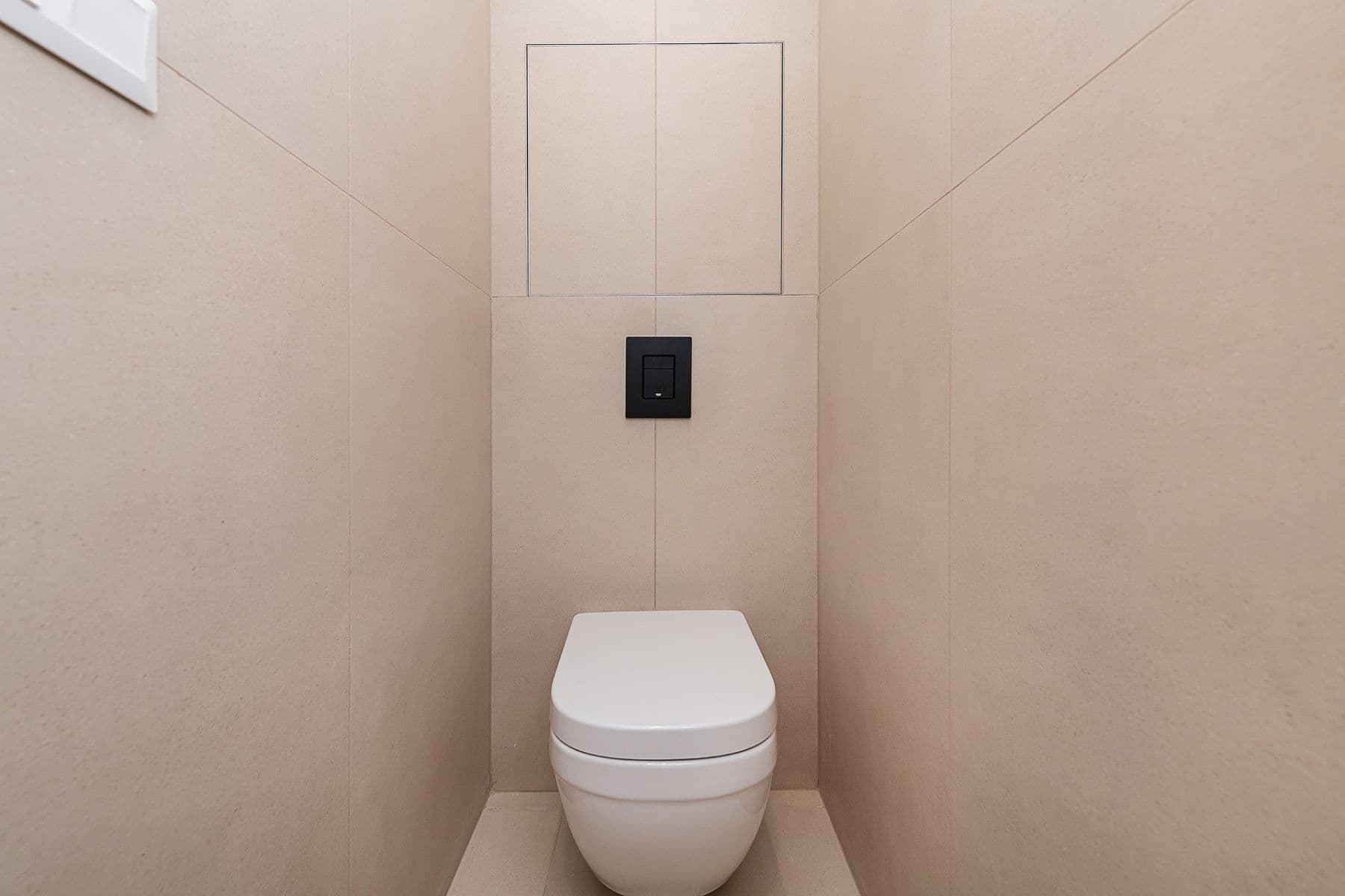 Predaj bytu 4-izbový 76 m², Poznaňská, Praha, Praha Predaj bytu 4-izbový 76 m², Poznaňská, Praha, Praha