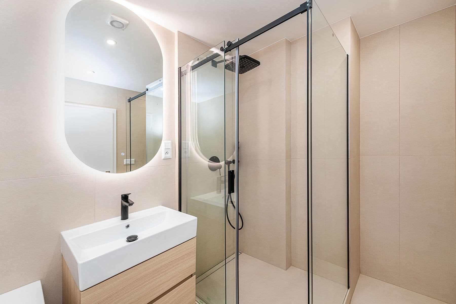 Predaj bytu 4-izbový 76 m², Poznaňská, Praha, Praha Predaj bytu 4-izbový 76 m², Poznaňská, Praha, Praha