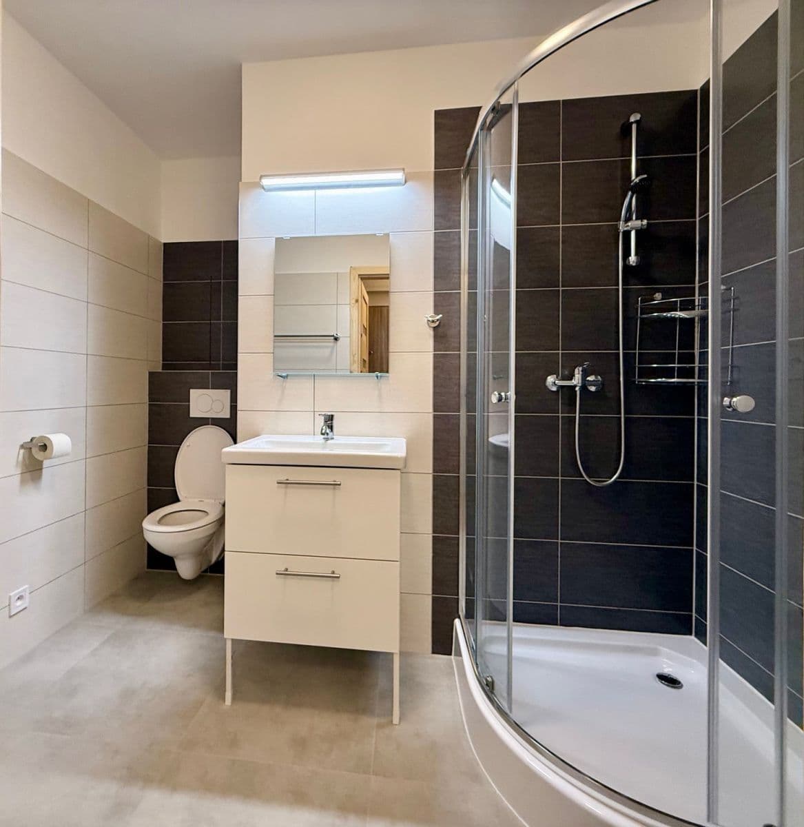 Prenájom bytu 2-izbový 33 m², Holandská, Kladno, Středočeský kraj Prenájom bytu 2-izbový 33 m², Holandská, Kladno, Středočeský kraj