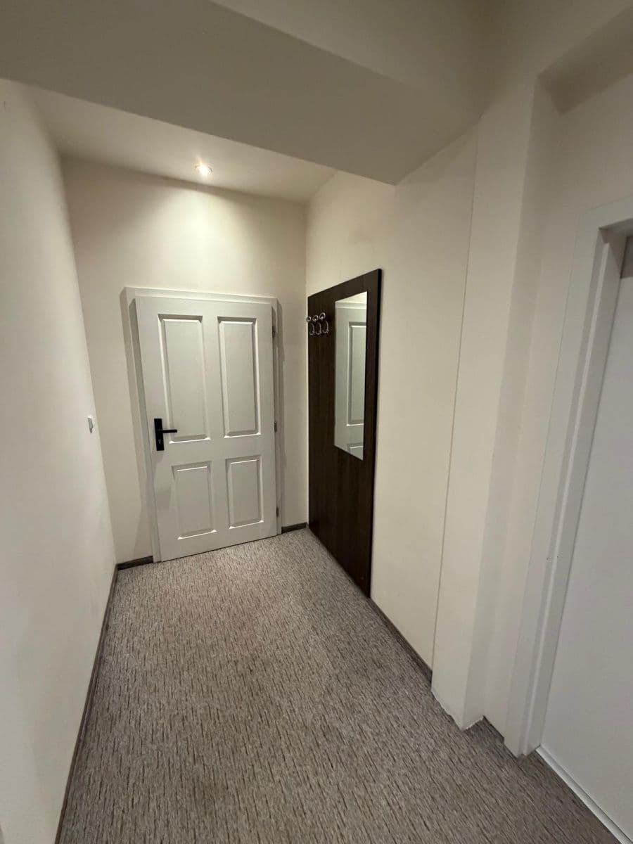 Prenájom bytu 2-izbový 49 m², Sokolská, Praha, Praha Prenájom bytu 2-izbový 49 m², Sokolská, Praha, Praha