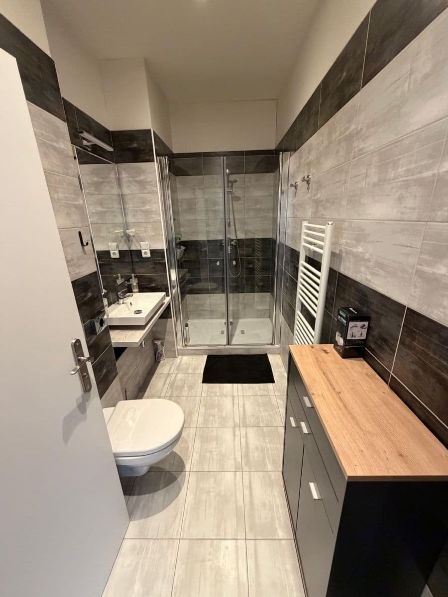 Prenájom bytu 2-izbový 49 m², Sokolská, Praha, Praha Prenájom bytu 2-izbový 49 m², Sokolská, Praha, Praha