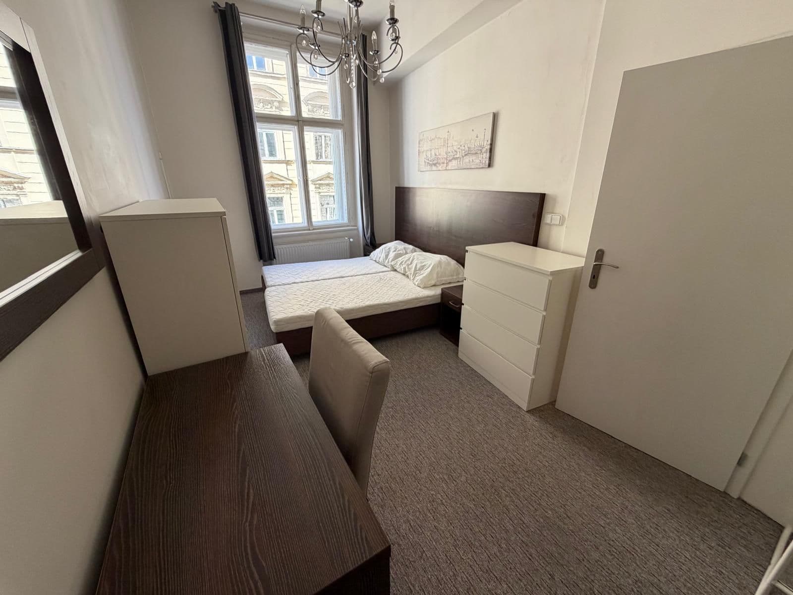 Prenájom bytu 2-izbový 49 m², Sokolská, Praha, Praha Prenájom bytu 2-izbový 49 m², Sokolská, Praha, Praha