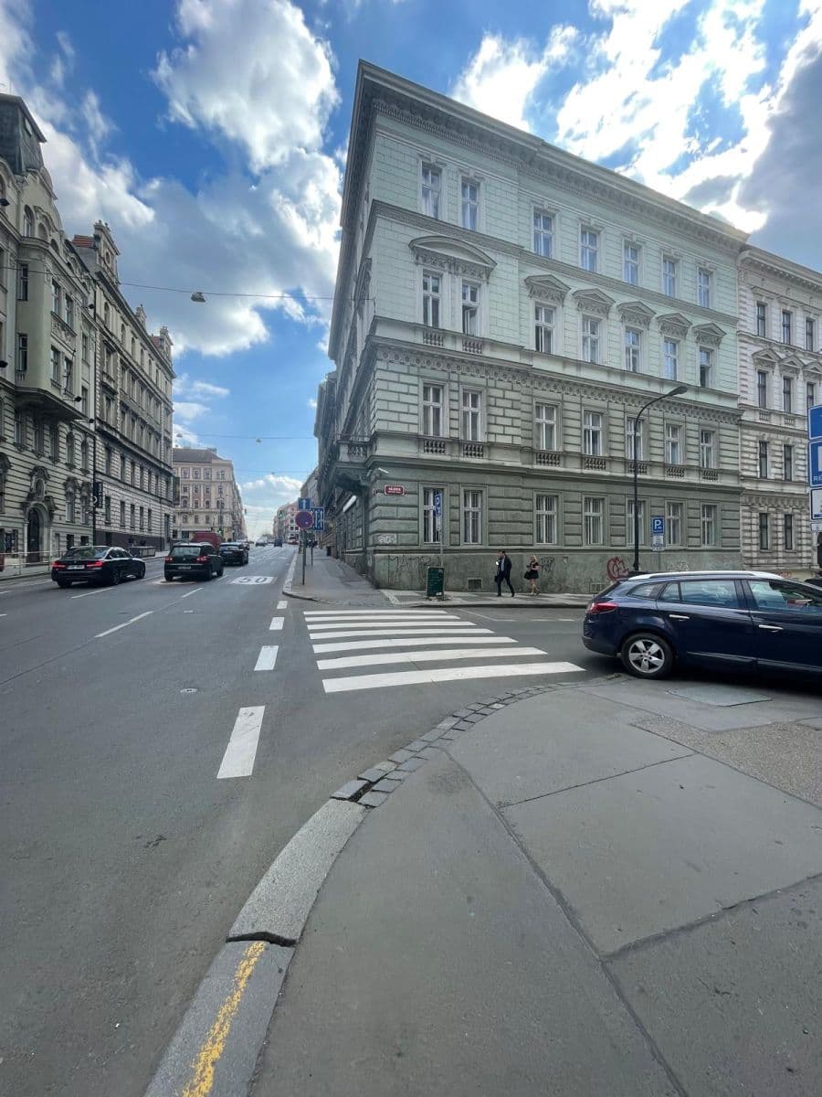 Prenájom bytu 2-izbový 49 m², Sokolská, Praha, Praha Prenájom bytu 2-izbový 49 m², Sokolská, Praha, Praha