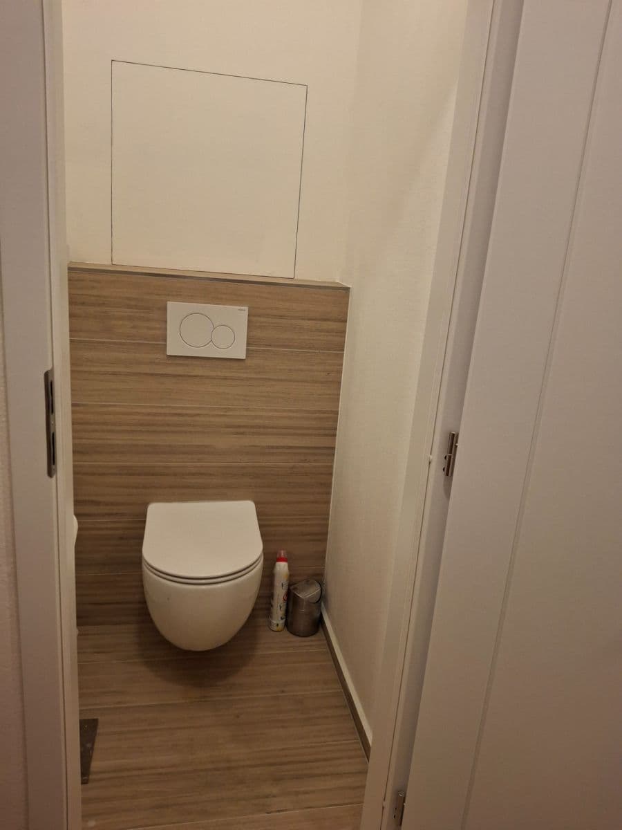 Predaj bytu 3-izbový 68 m², Fischerova, Olomouc, Olomoucký kraj Predaj bytu 3-izbový 68 m², Fischerova, Olomouc, Olomoucký kraj