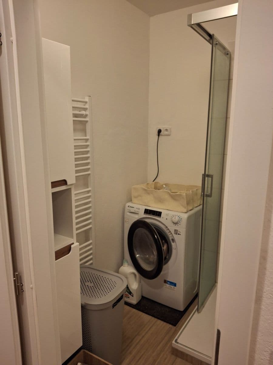Predaj bytu 3-izbový 68 m², Fischerova, Olomouc, Olomoucký kraj Predaj bytu 3-izbový 68 m², Fischerova, Olomouc, Olomoucký kraj