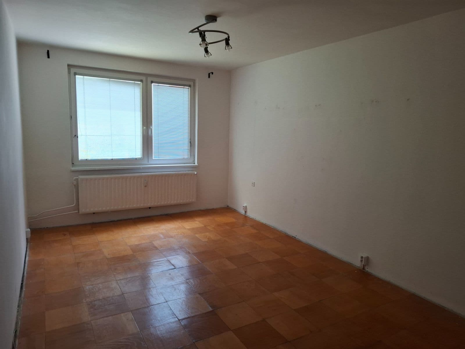 Prenájom bytu 2-izbový 58 m², Masarykova třída, Orlová, Moravskoslezský kraj Prenájom bytu 2-izbový 58 m², Masarykova třída, Orlová, Moravskoslezský kraj