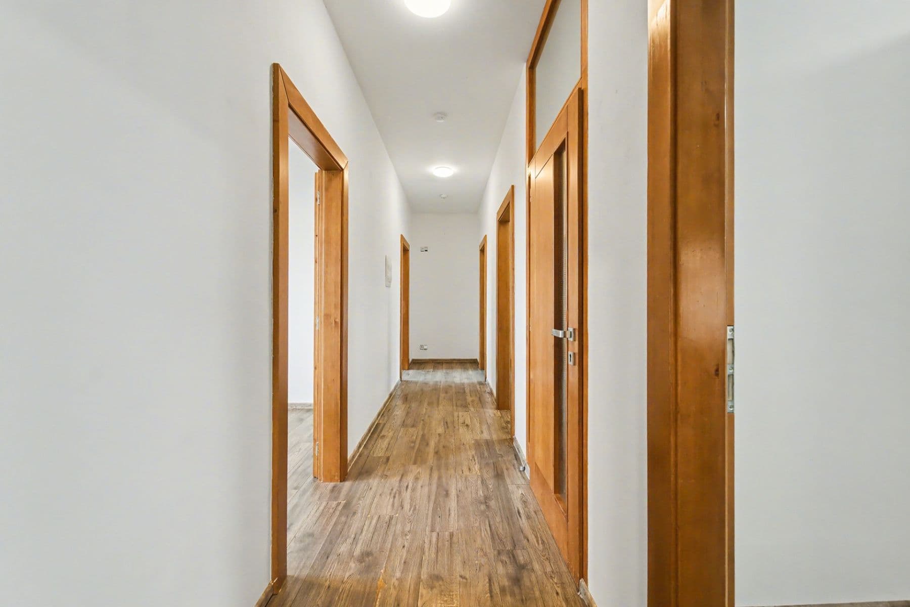 Prenájom bytu 4-izbový 116 m², Miličín, Středočeský kraj Prenájom bytu 4-izbový 116 m², Miličín, Středočeský kraj