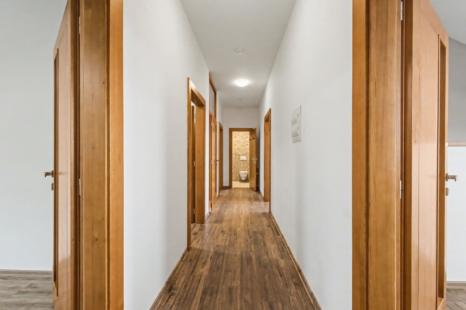 Prenájom bytu 4-izbový 116 m², Miličín, Středočeský kraj Prenájom bytu 4-izbový 116 m², Miličín, Středočeský kraj