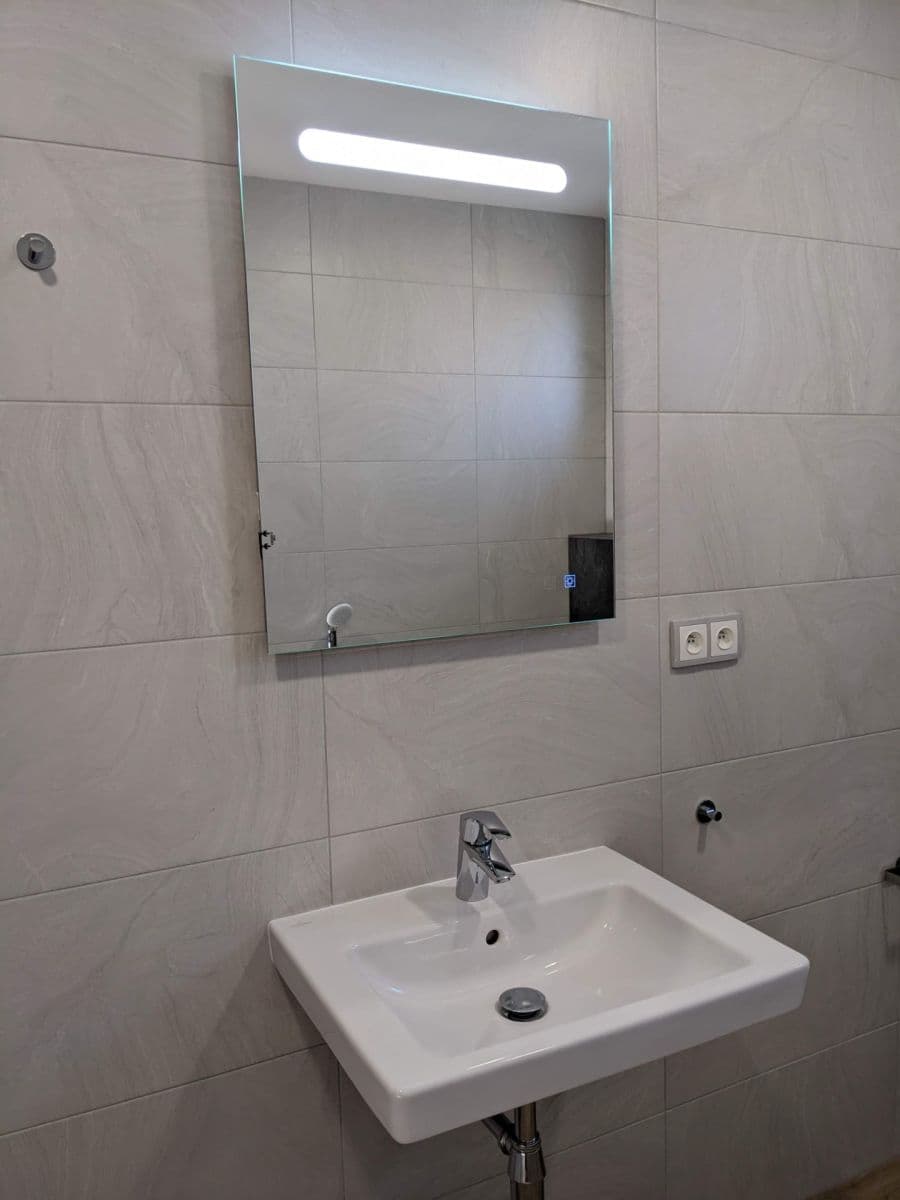 Prenájom bytu 4-izbový 111 m², K Řeporyjím, Praha, Praha Prenájom bytu 4-izbový 111 m², K Řeporyjím, Praha, Praha