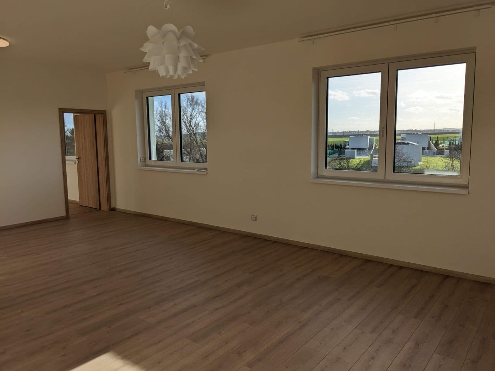 Prenájom bytu 4-izbový 111 m², K Řeporyjím, Praha, Praha Prenájom bytu 4-izbový 111 m², K Řeporyjím, Praha, Praha