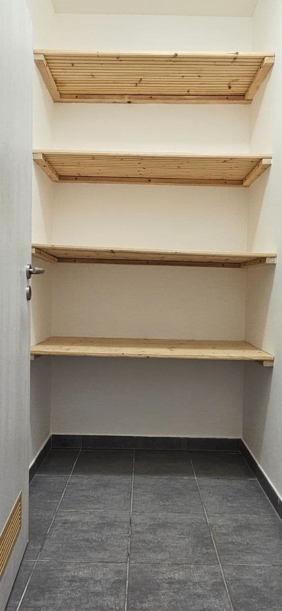 Prenájom bytu 2-izbový 60 m², Emy Destinové, Jinočany, Středočeský kraj Prenájom bytu 2-izbový 60 m², Emy Destinové, Jinočany, Středočeský kraj