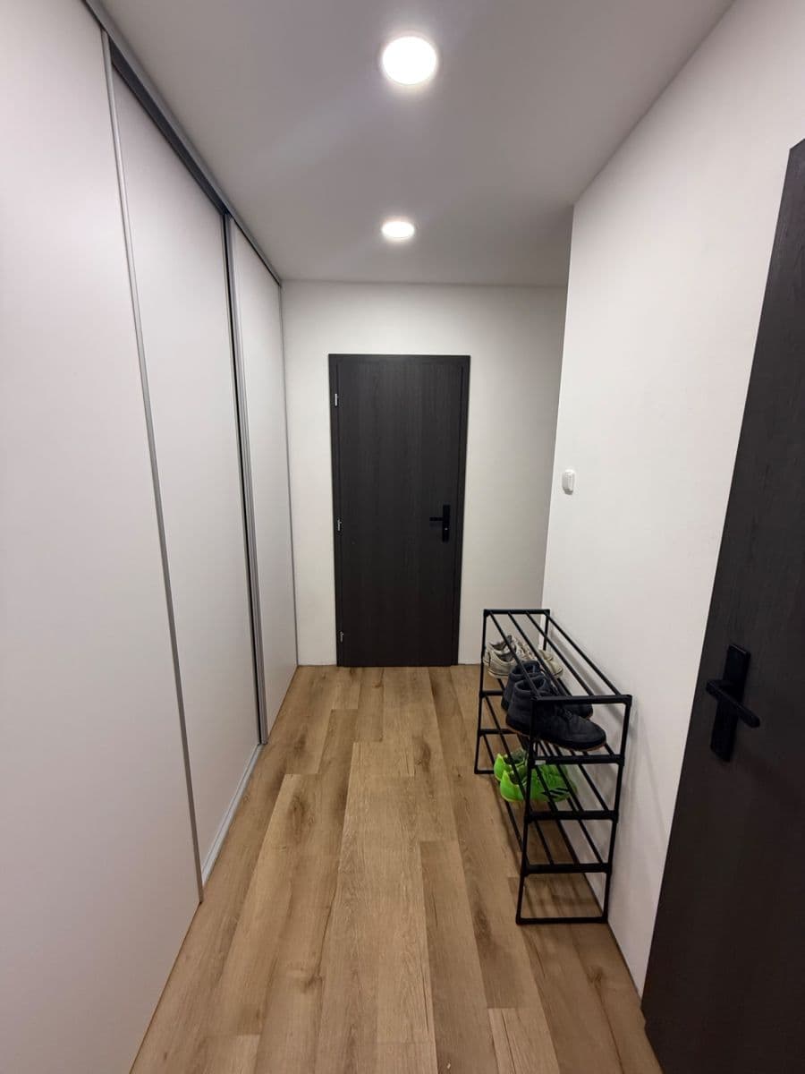 Predaj bytu 2-izbový 45 m², Trnovanská, Teplice, Ústecký kraj Predaj bytu 2-izbový 45 m², Trnovanská, Teplice, Ústecký kraj
