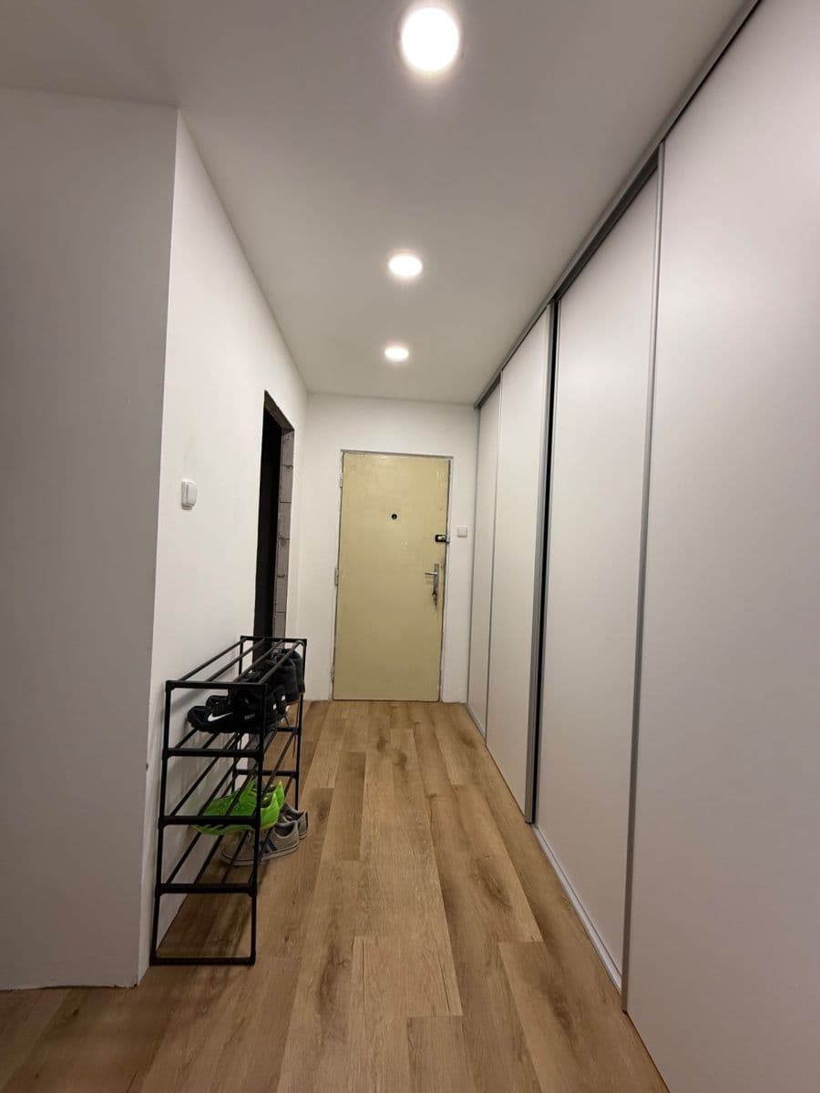 Predaj bytu 2-izbový 45 m², Trnovanská, Teplice, Ústecký kraj Predaj bytu 2-izbový 45 m², Trnovanská, Teplice, Ústecký kraj