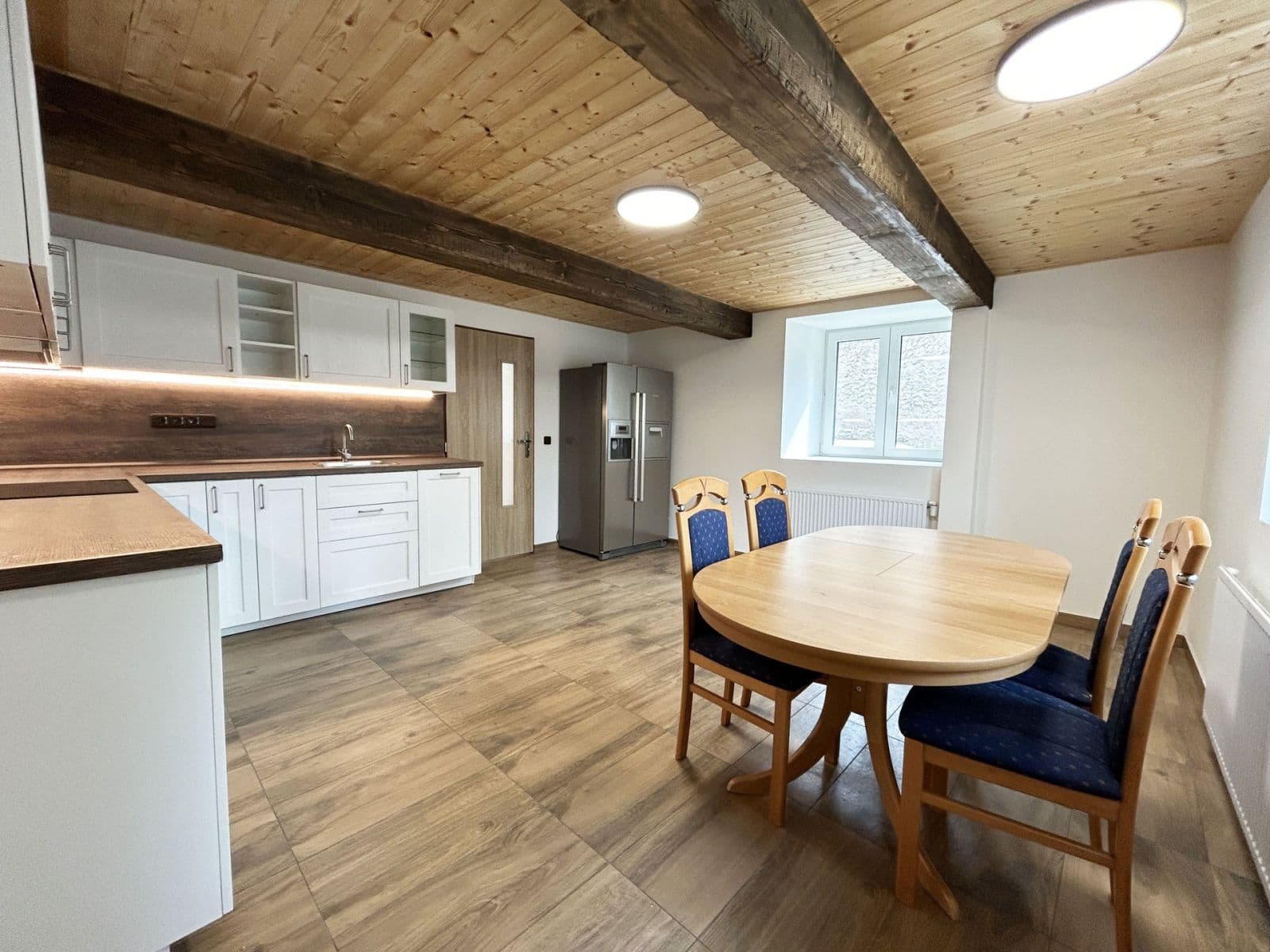 Prenájom bytu 3-izbový 144 m², Štětí, Ústecký kraj Prenájom bytu 3-izbový 144 m², Štětí, Ústecký kraj