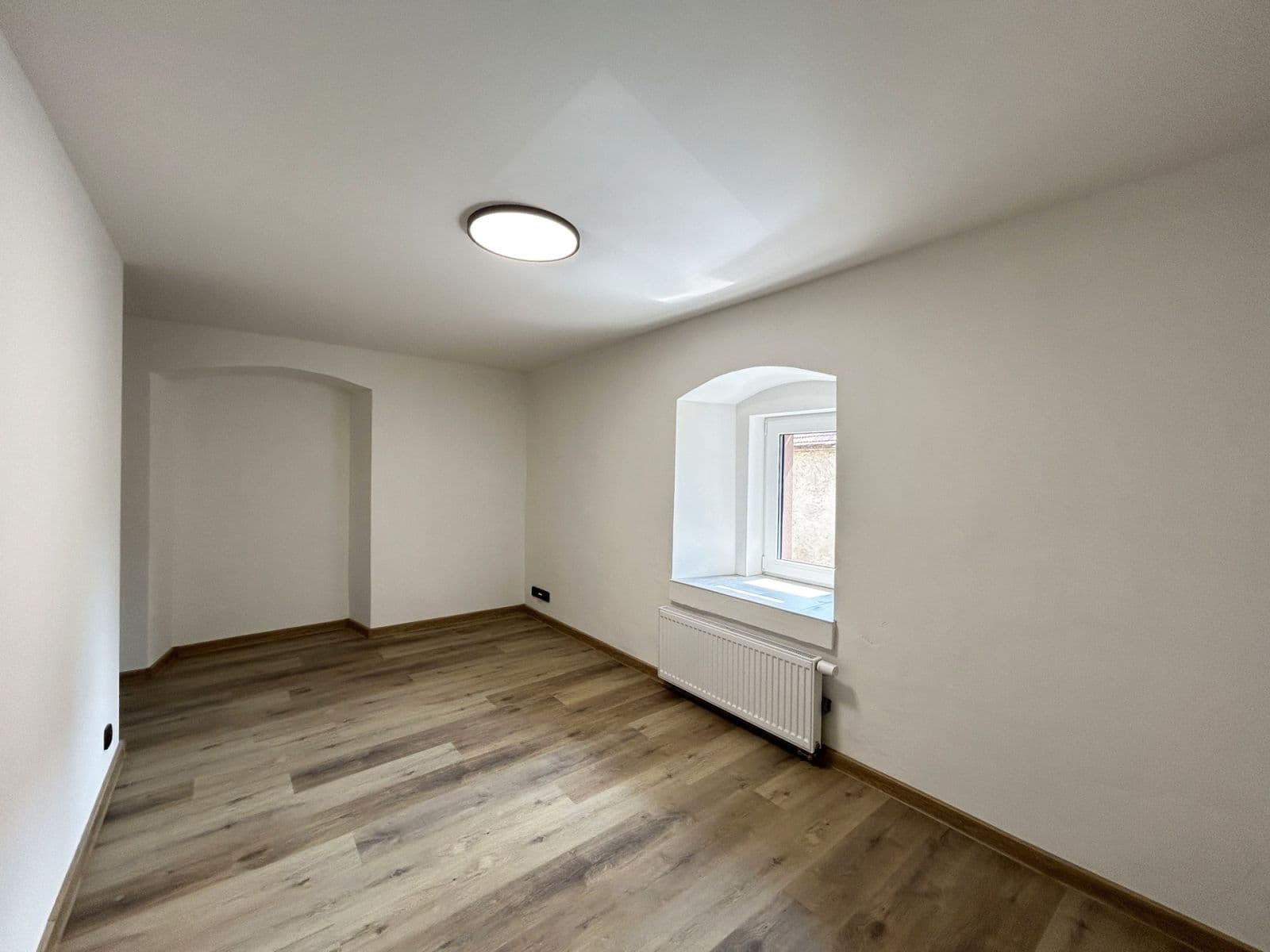 Prenájom bytu 3-izbový 144 m², Štětí, Ústecký kraj Prenájom bytu 3-izbový 144 m², Štětí, Ústecký kraj