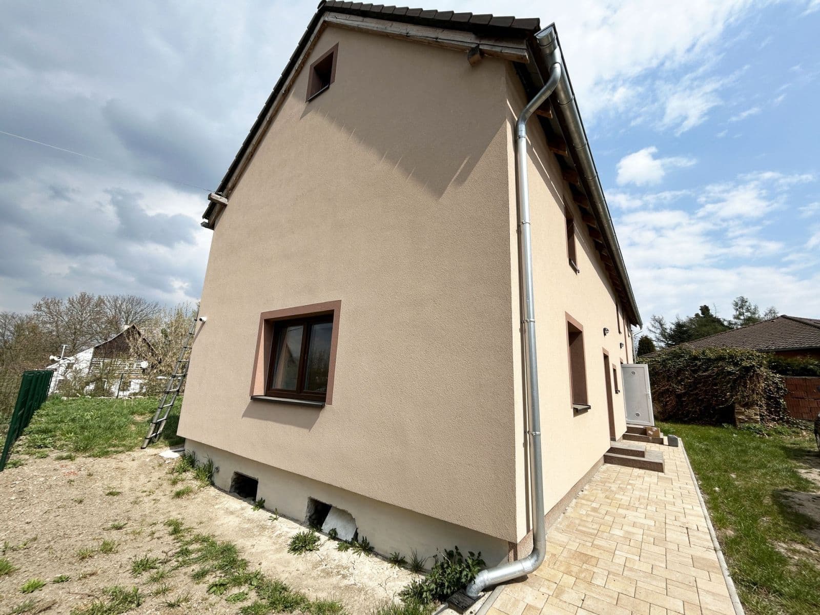 Prenájom bytu 3-izbový 144 m², Štětí, Ústecký kraj Prenájom bytu 3-izbový 144 m², Štětí, Ústecký kraj