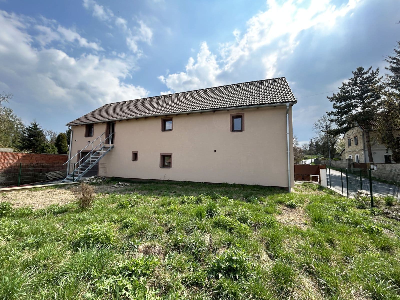 Prenájom bytu 3-izbový 144 m², Štětí, Ústecký kraj Prenájom bytu 3-izbový 144 m², Štětí, Ústecký kraj