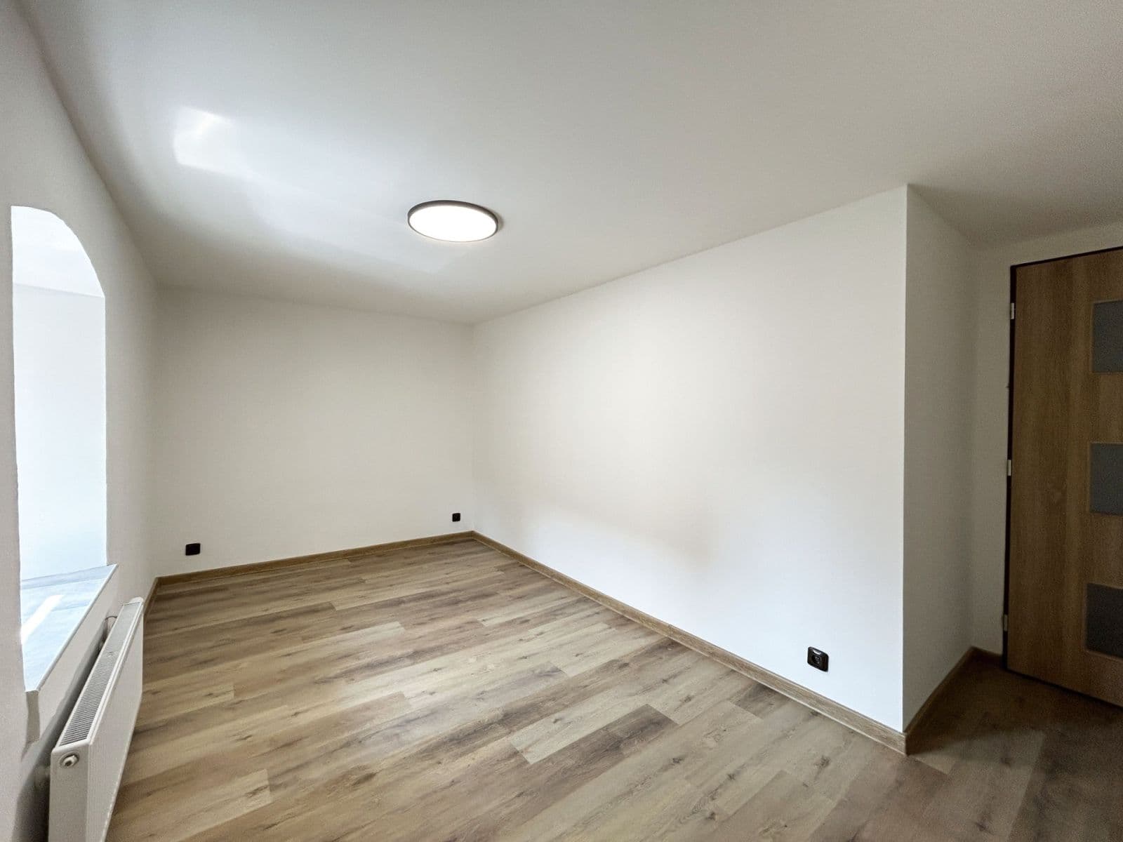 Prenájom bytu 3-izbový 144 m², Štětí, Ústecký kraj Prenájom bytu 3-izbový 144 m², Štětí, Ústecký kraj