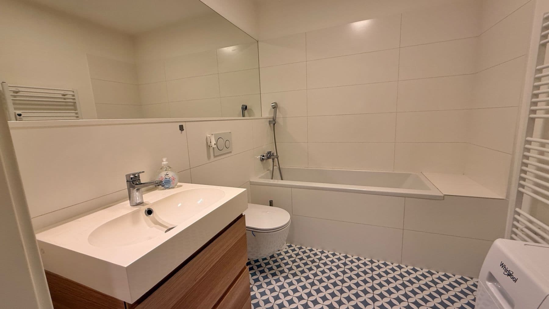 Prenájom bytu 1-izbový 44 m², U Vojanky, Praha, Praha Prenájom bytu 1-izbový 44 m², U Vojanky, Praha, Praha