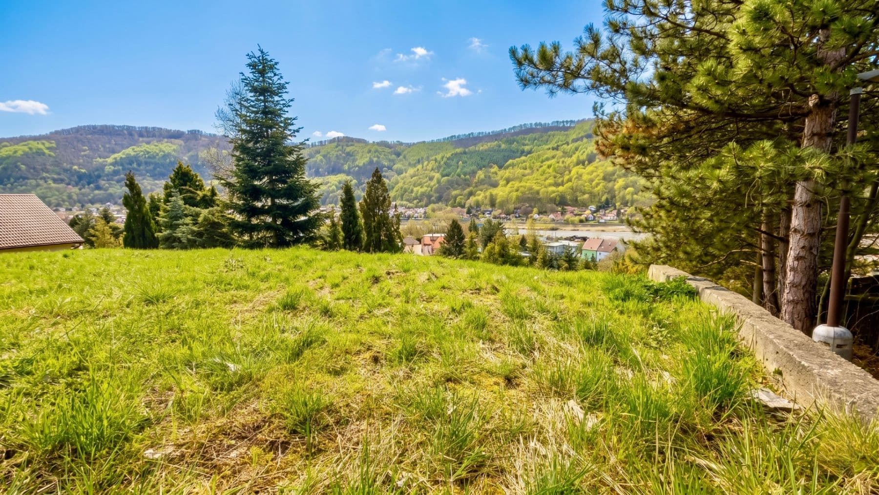 Predaj pozemku 1.210 m², Jasanová, Ústí nad Labem, Ústecký kraj Predaj pozemku 1.210 m², Jasanová, Ústí nad Labem, Ústecký kraj
