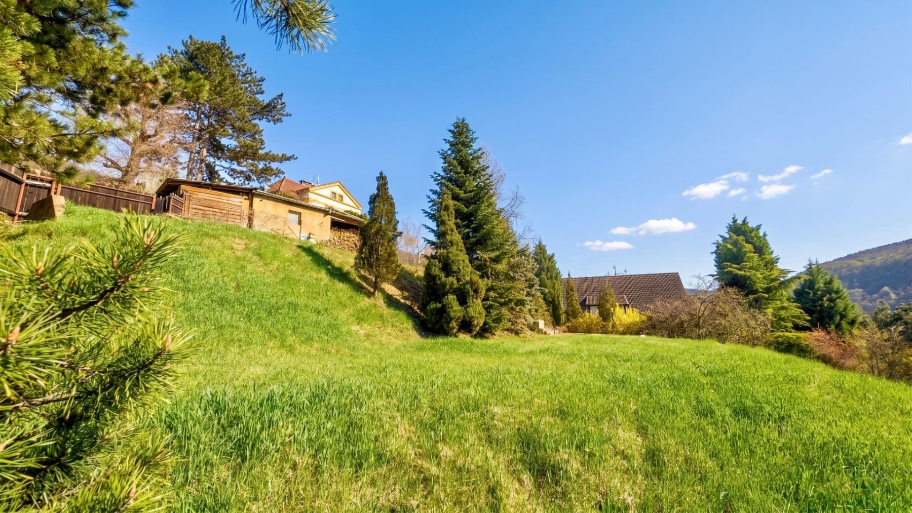 Predaj pozemku 1.210 m², Jasanová, Ústí nad Labem, Ústecký kraj Predaj pozemku 1.210 m², Jasanová, Ústí nad Labem, Ústecký kraj